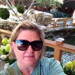 Meet your Posher, Gail